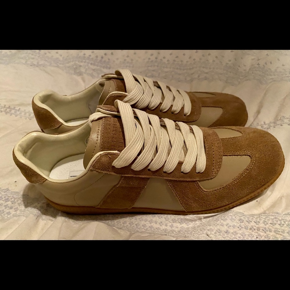Maison Margiela Low Top Leather / Suede Sneakers - Picture 3 of 10